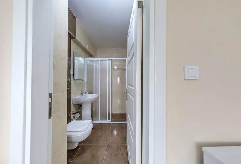 Fotos del hotel Cihangir Palace:  13