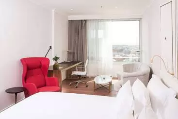 NH Collection Madrid Eurobuilding - Madrid