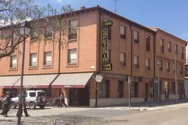 Hostal Puerta La Villa - Tordesillas