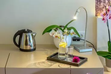 Cascada Boutique - Lucerne