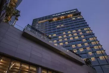Four Seasons Hotel Jakarta - Jacarta