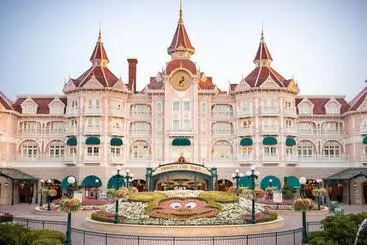 Disneyland Paris - Disneyland Paris