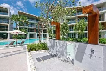 Wyndham Grand Nai Harn Beach Phuket - Phuket Town