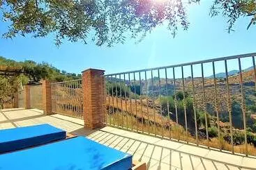 Hacienda Sol Trapiche - Canillas de Aceituno