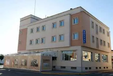 Hostal La Isla - Montijo
