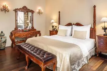 Айрон Гейт Отель & Сьютс - Прага