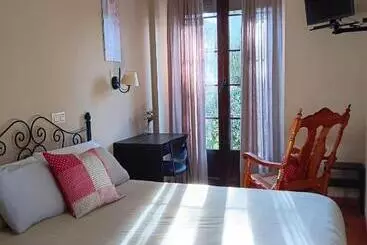 Hostal La Cigueña - El Espinar
