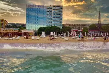 International Hotel Casino & Tower Suites - Golden Sands