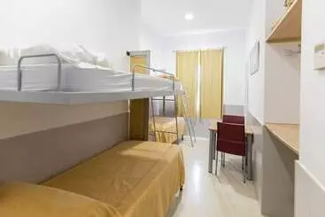 Albergue Inturjoven Malaga - Málaga