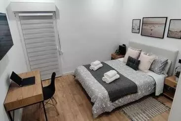 New Apartment Claret - تشاتيفا