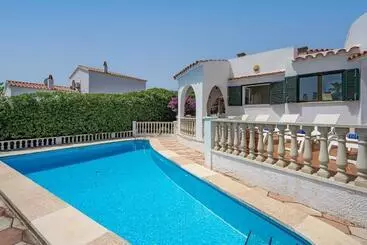 Casa Kintore A Beautiful Family Friendly Villa Situated In The Heart Of S’algar - S'Algar