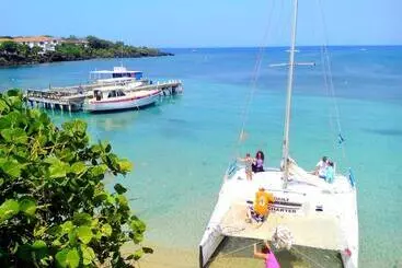 Acqua Di Mare Resort - West Bay
