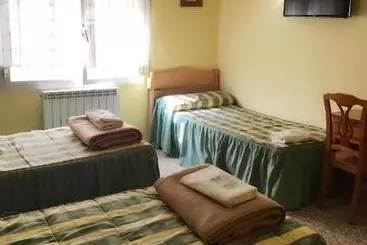 Hostal Seseña - Sesenya