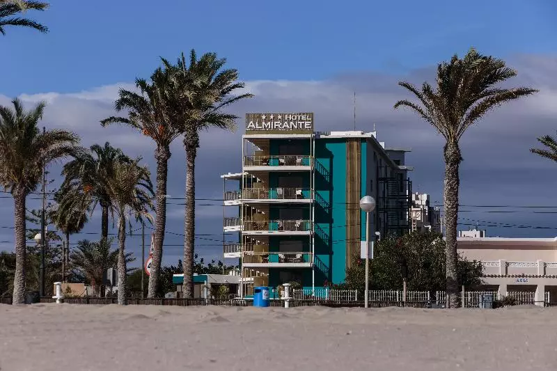 Fotos del hotel Almirante:  12