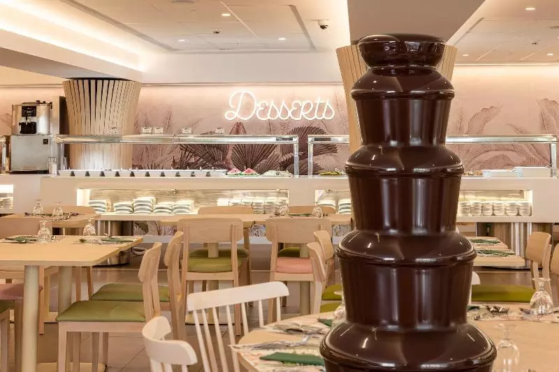 Fotos del hotel Ambassador Playa II:  15