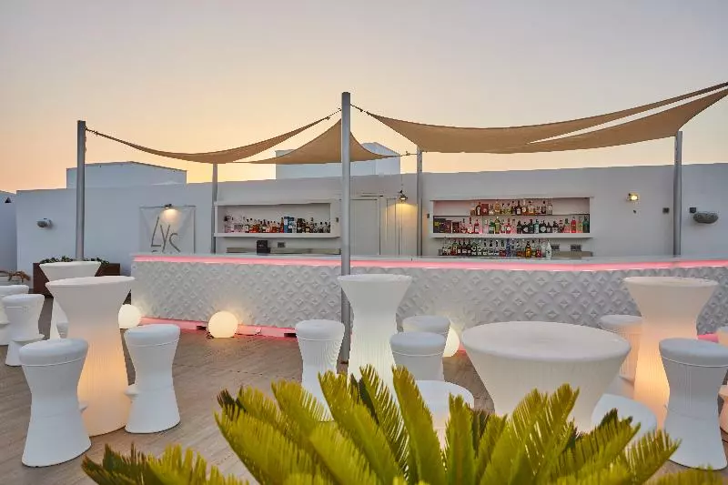 Fotos del hotel Monsuau Cala D'Or Hotel 4 Sup - Adults Only:  5