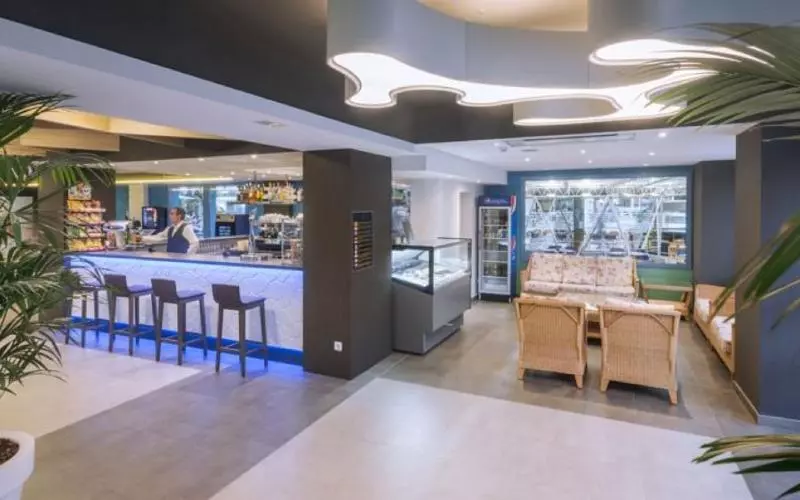 Fotos del hotel Alhambra:  3