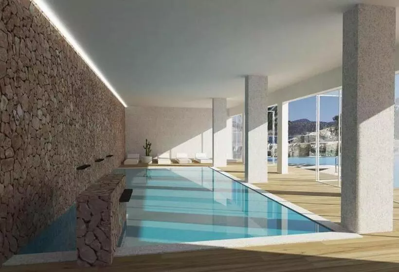 FERGUS Style Cala Blanca Suites