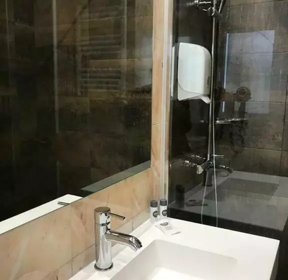 Fotos del hotel Oca Burgos Centro:  8