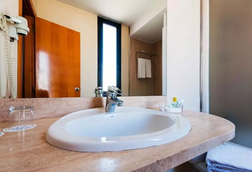 Fotos del hotel Villacarlos:  30