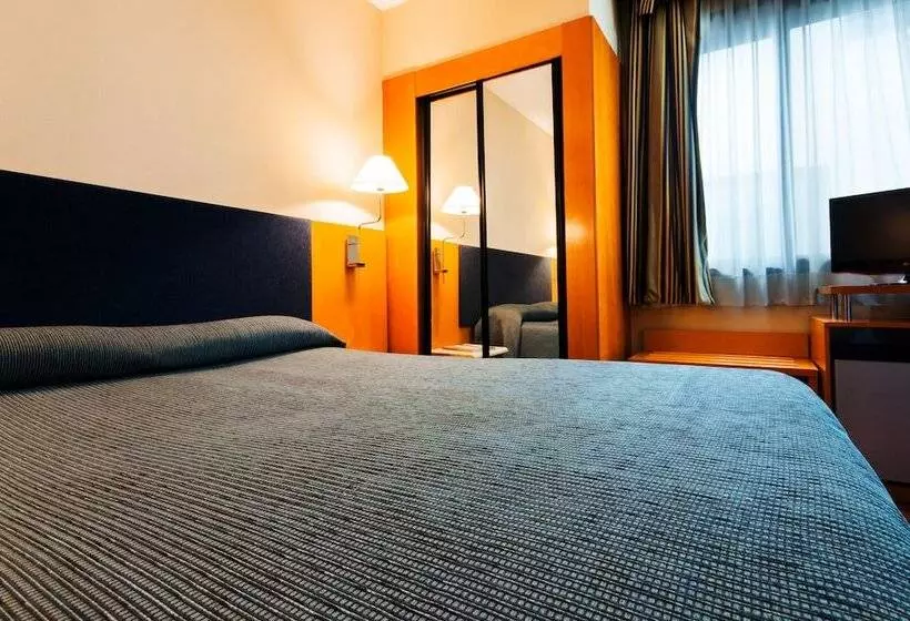 Fotos del hotel Villacarlos:  4