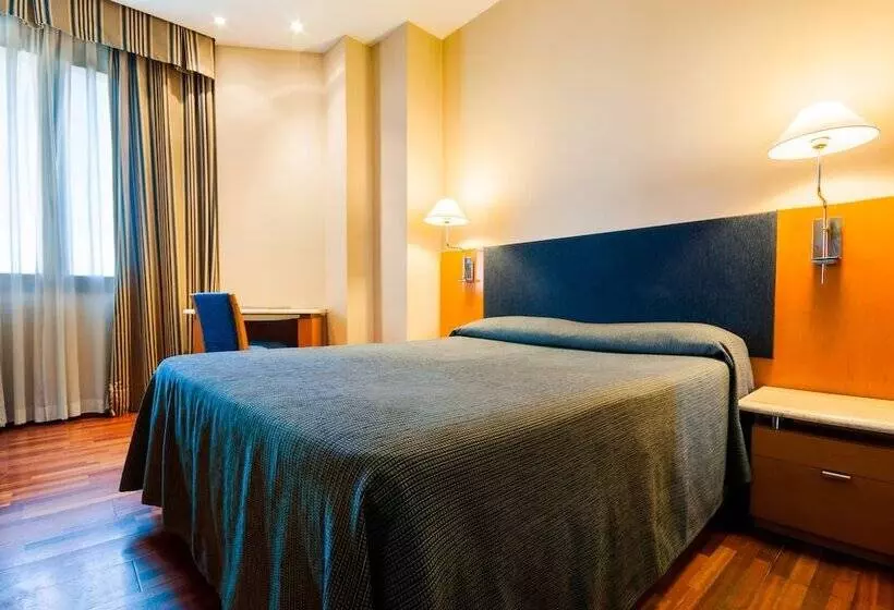 Fotos del hotel Villacarlos:  10