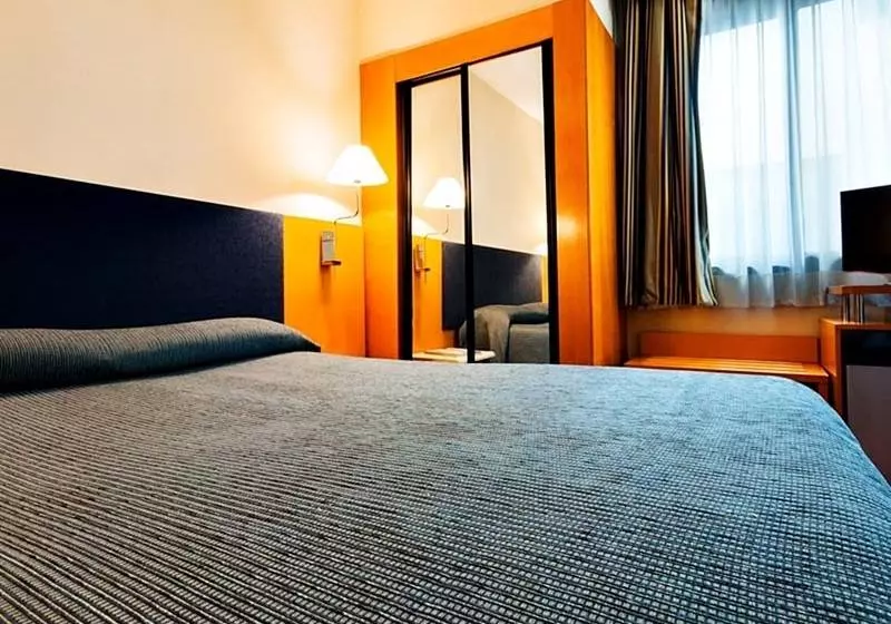 Fotos del hotel Villacarlos:  13