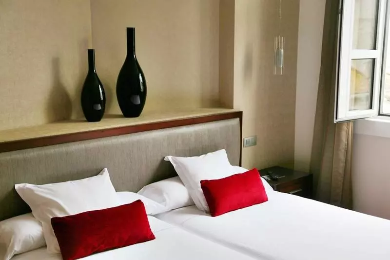 Fotos del hotel Compostela:  18