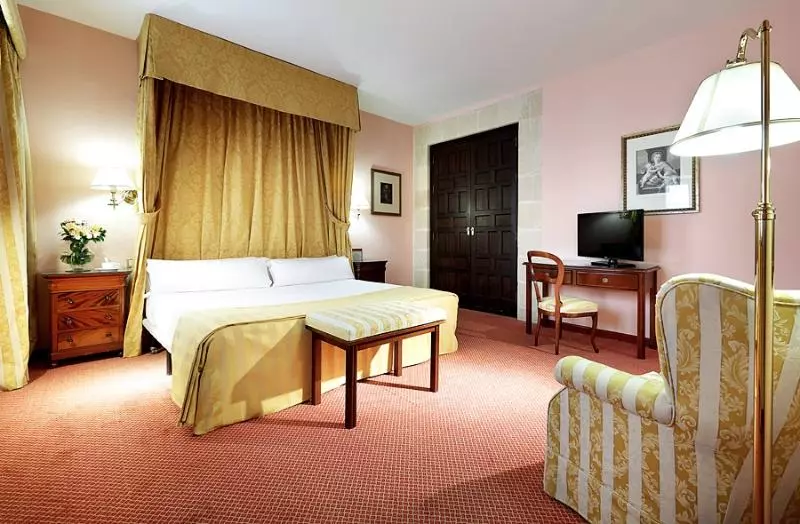 Fotos del hotel Crisol Monasterio De San Miguel:  14