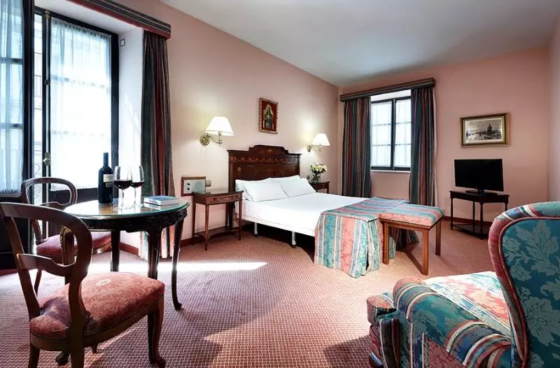 Fotos del hotel Crisol Monasterio De San Miguel:  17