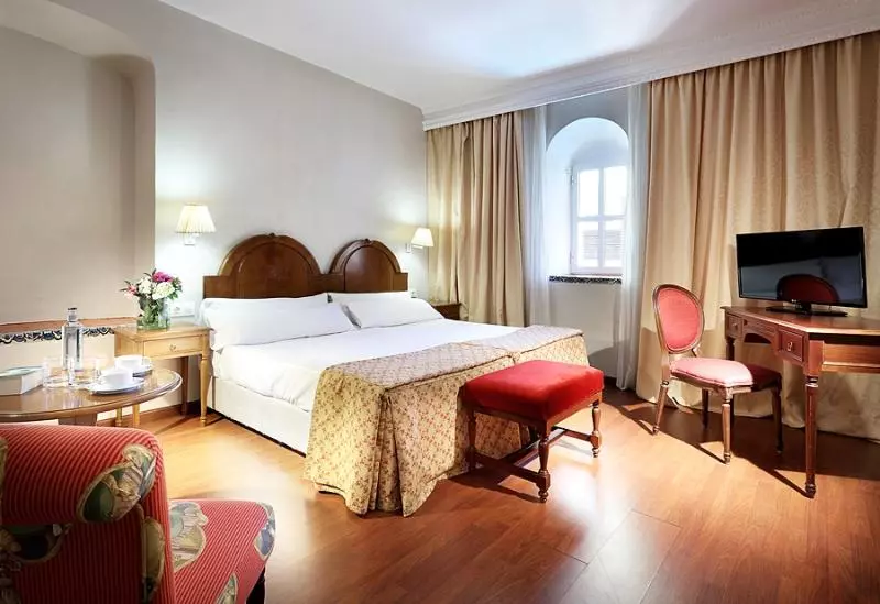 Fotos del hotel Crisol Monasterio De San Miguel:  2