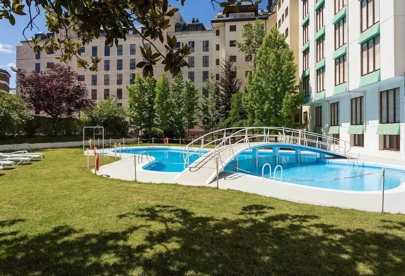 Fotos del hotel Gran Hotel De Jaca:  3