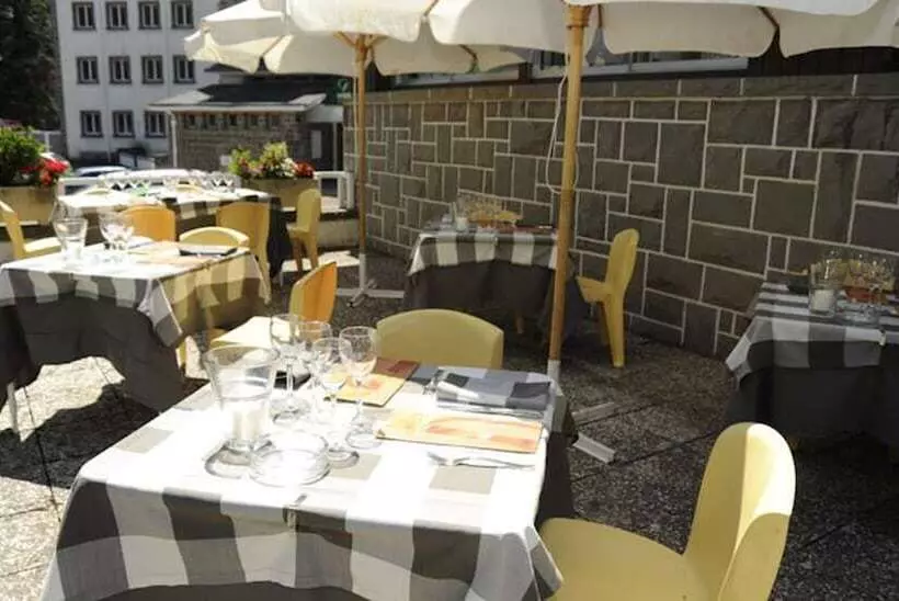 Fotos del hotel Gran Hotel De Jaca:  25