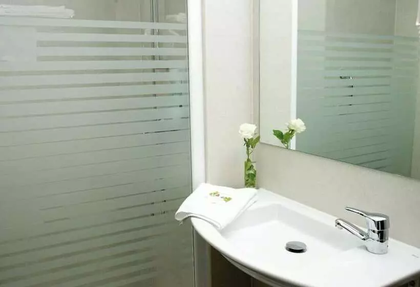 Fotos del hotel Cisneros:  8