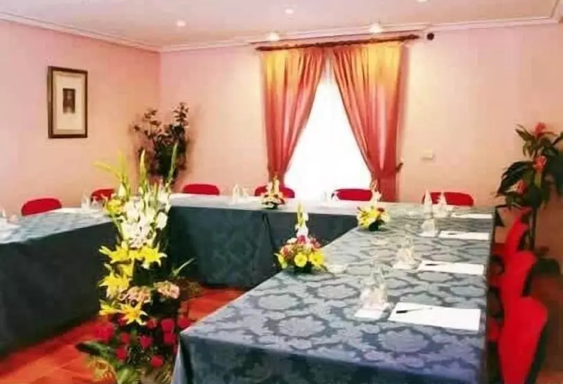 Fotos del hotel Entresierras:  11