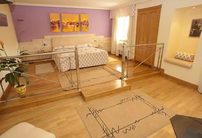 Fotos del hotel Holiday:  11