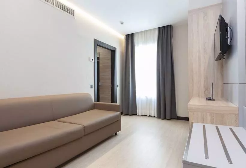 Fotos del hotel Liabeny:  14