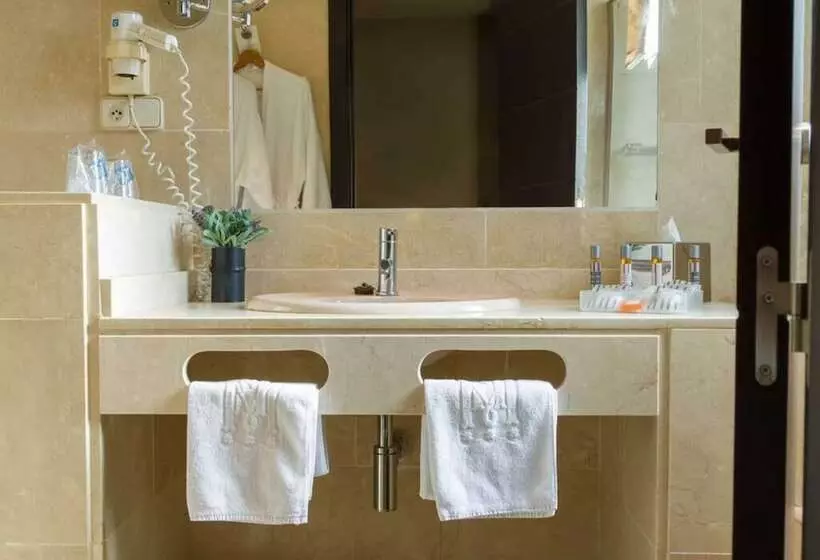 Fotos del hotel Moderno Puerta Del Sol:  5