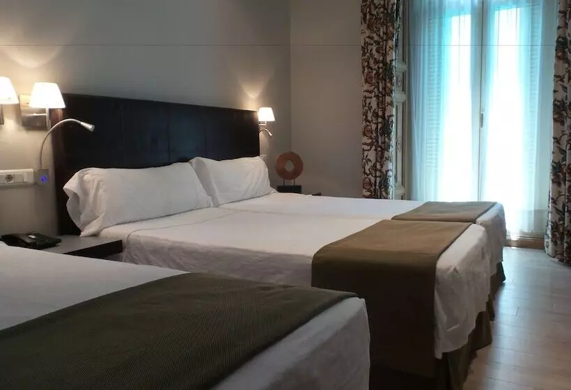 Fotos del hotel Moderno Puerta Del Sol:  46