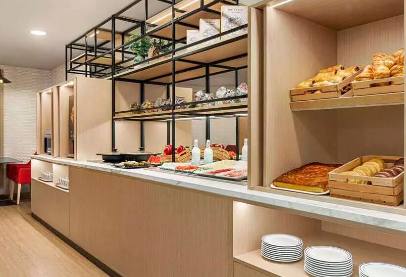 Fotos del hotel Ramada By Wyndham Madrid Tres Cantos:  9