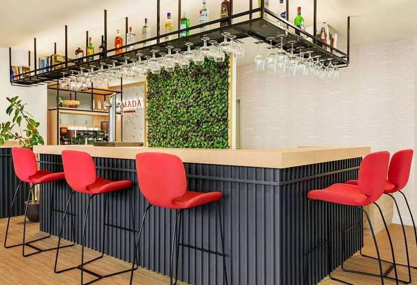 Fotos del hotel Ramada By Wyndham Madrid Tres Cantos:  10