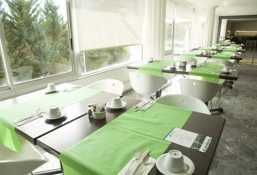 Fotos del hotel Hotel Condes de Urgel:  7