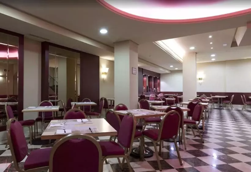 Fotos del hotel Sterling:  4