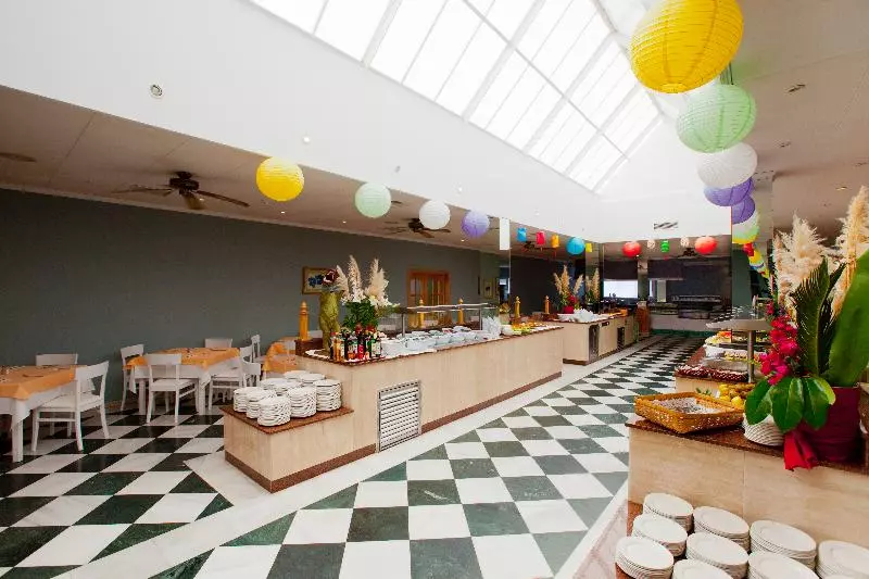 Fotos del hotel Diver Dino Marbella:  11