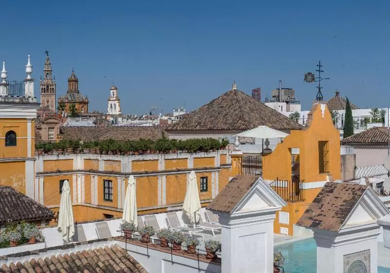 Fotos del hotel Las Casas De La Judería:  8