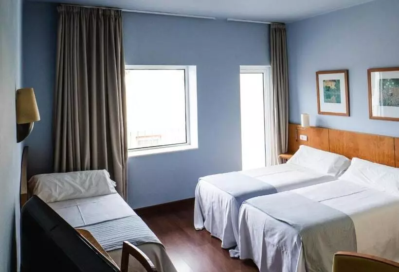 Fotos del hotel Nuria:  11