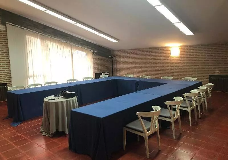 Fotos del hotel Resort El Monticosingular S S:  7