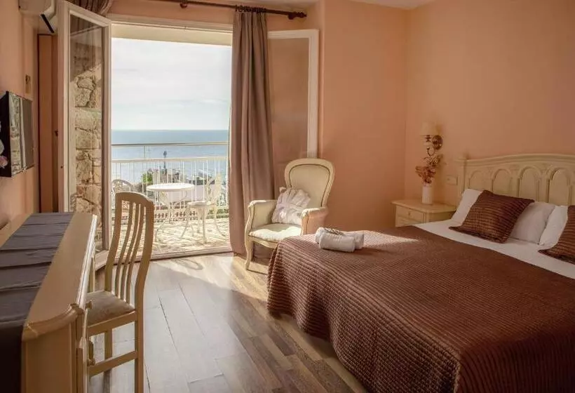 Fotos del hotel Roger De Flor Seleqtta:  23