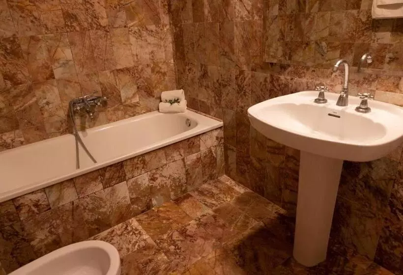 Fotos del hotel Roger De Flor Seleqtta:  8