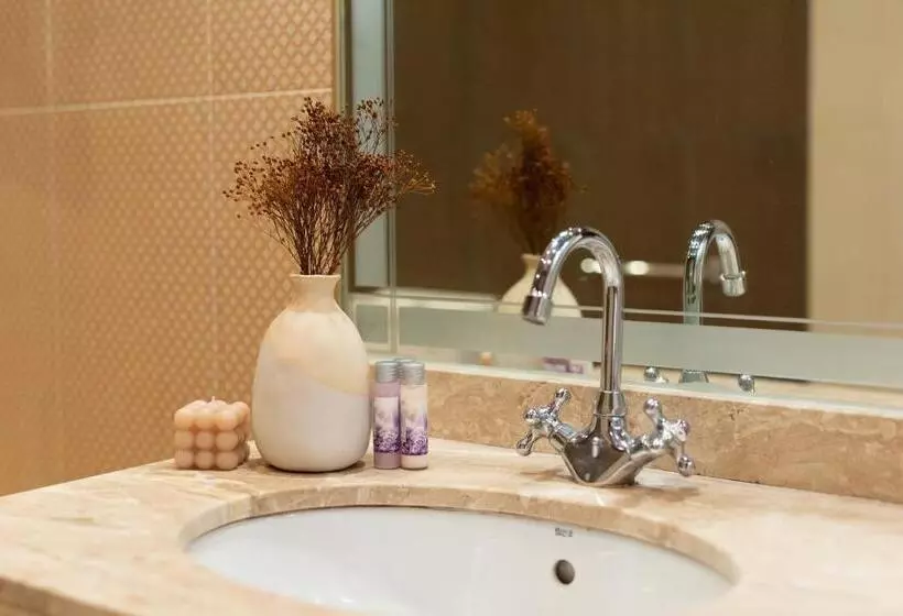 Fotos del hotel Roger De Flor Seleqtta:  14